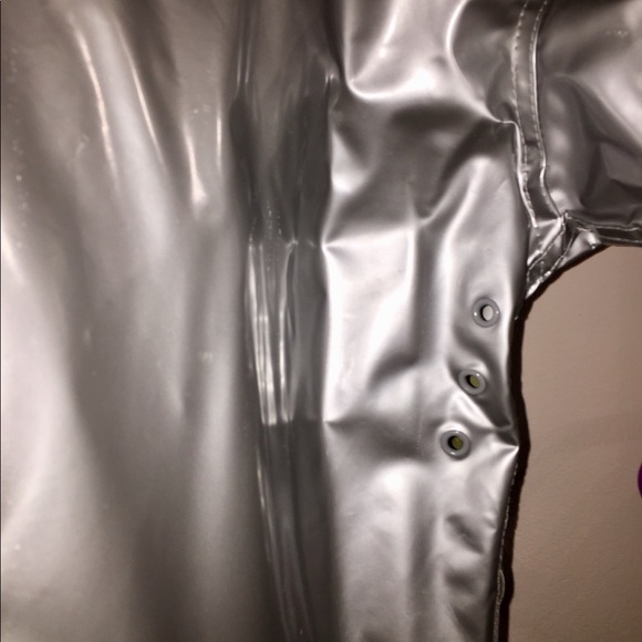 Super Cute Reversible Rain Coat Silver Gold size large kenn sporn by wippette - Picture 3 of 9